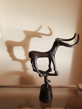 TORO METÁLICO ESCULTURA