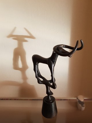TORO METÁLICO ESCULTURA