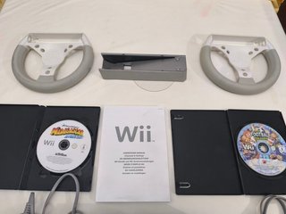 Lote Nintendo Wii con accessori e giochi
