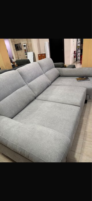 Sofá chaise longue gris tela