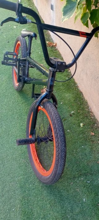 Bicicleta BMX Monty Negra