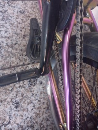 Bicicleta BMX Negra y otra fucsia