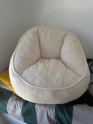 Puf súper cómodo beige conforama