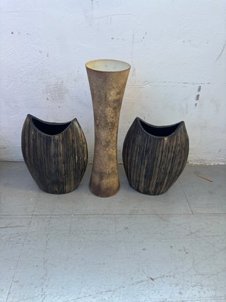 Jarrón Decorativo Cerámica Dorado TODO