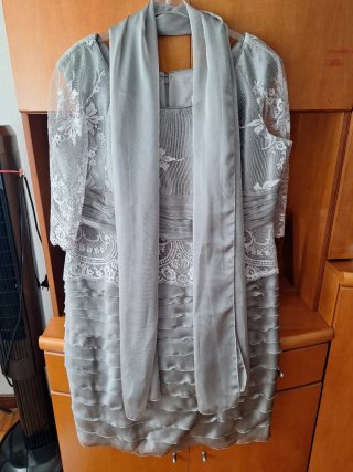 Traje de fiesta gris talla 50