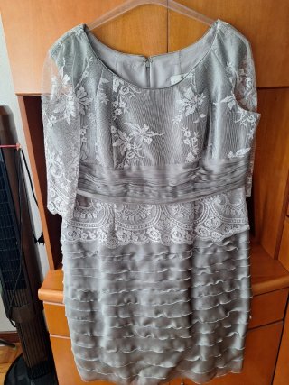 Traje de fiesta gris talla 50