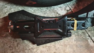 Rueda de repuesto y kit herramientas Volvo 2023