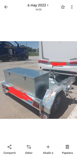 Carro para moto con cofre