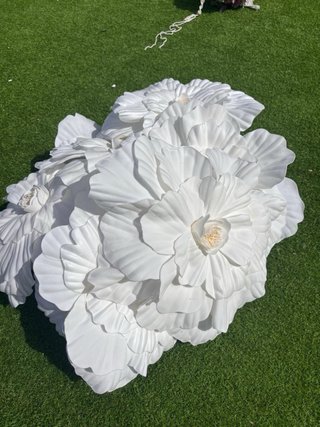 14 Flores y 10 Luces Flotantes para Piscina bodas