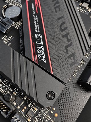 ASUS ROG Strix B550-F Gaming WiFi AM4