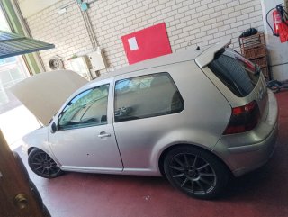 Volkswagen Golf 2003