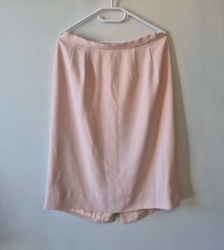 Traje 3 piezas (chaqueta, top y falda).Talla 46/48