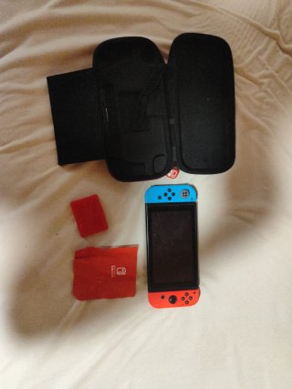 Nintendo Switch Blu/Rosso + Accessori