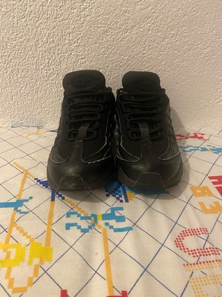 Nike Air Max 95 Negras