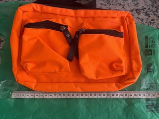 Riñonera ASOS naranja