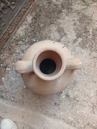 Tinaja de barro antigua n.10