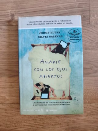Libro "Amarse con los ojos abiertos"