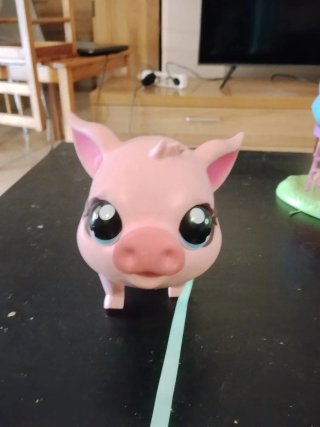 Cerdo rosa de juguete