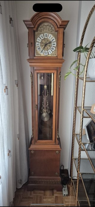 Reloj de pie antiguo Ebori