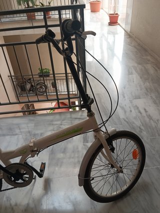 Bicicleta plegable blanca 20