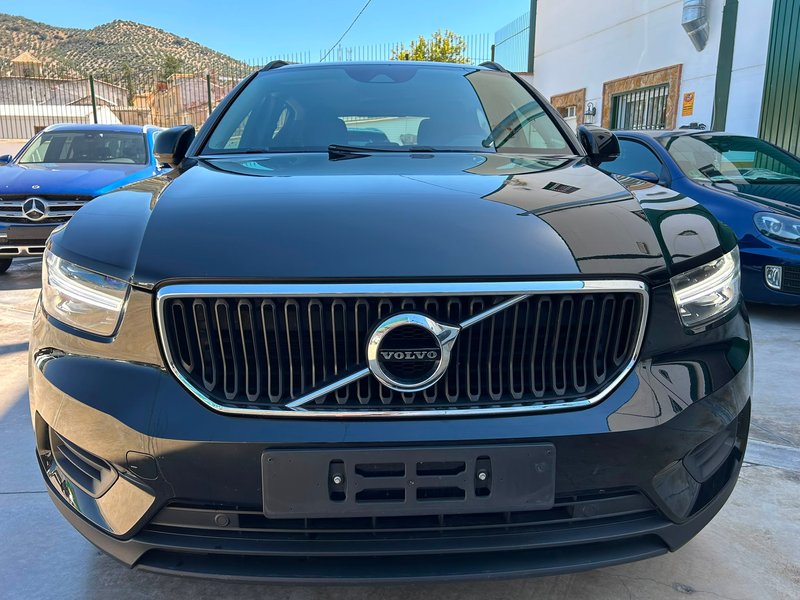 Volvo XC40 2020, foto 3