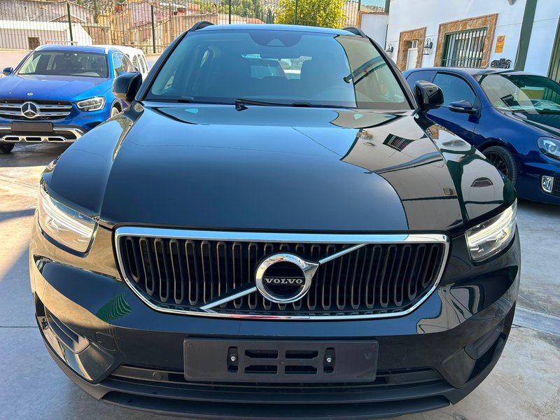 Volvo XC40 2020, foto 4