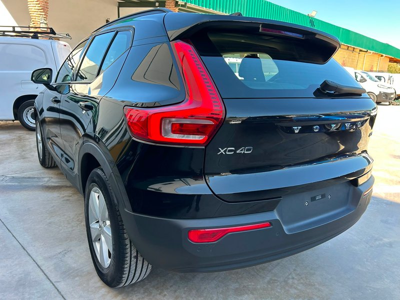 Volvo XC40 2020, foto 7