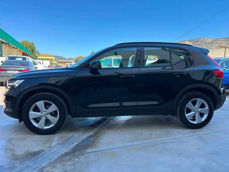 Volvo XC40 2020, foto 8