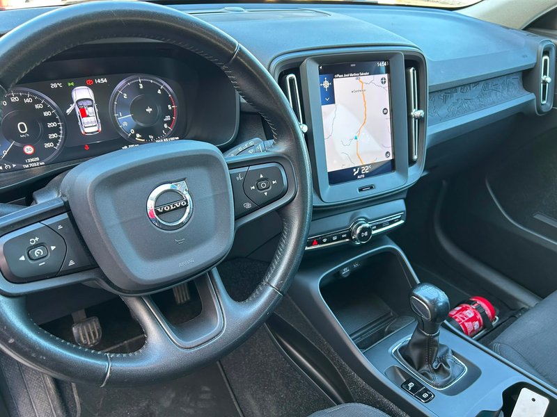 Volvo XC40 2020, foto 9