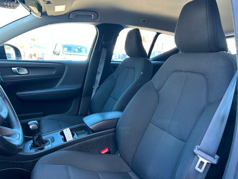 Volvo XC40 2020, foto 10