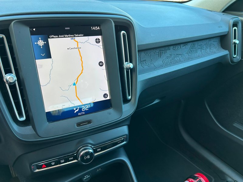 Volvo XC40 2020, foto 12