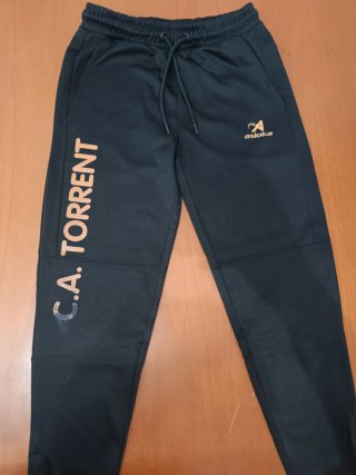 Ropa de atletismo Club de Torrent Asioka