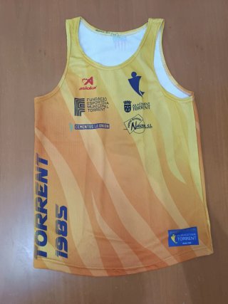 Ropa de atletismo Club de Torrent Asioka