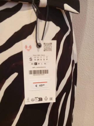Falda lápiz Zara estampado cebra Talla S
