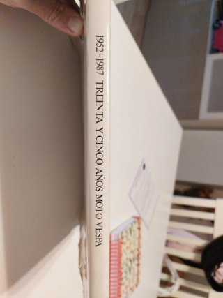 Libro treinta y cinco años de moto vespa