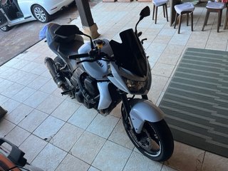 Kawasaki Z750 2010