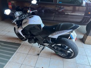 Kawasaki Z750 2010