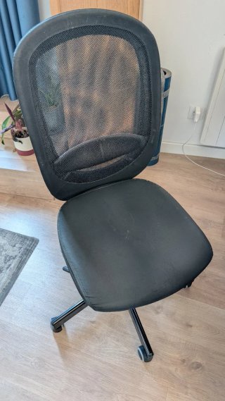 Silla de escritorio negra