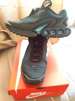 Nike Air Max DN Negro/Azul