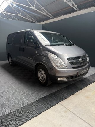 Hyundai H-1 2011