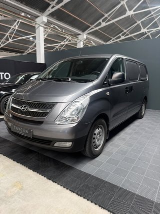 Hyundai H-1 2011