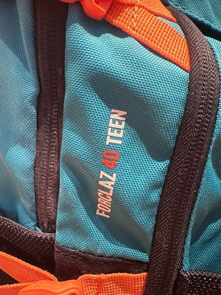 Mochila Quechua Forclaz 40L Azul/Naranja