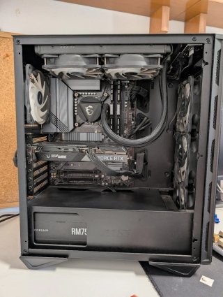 Ordenador MSI Negro