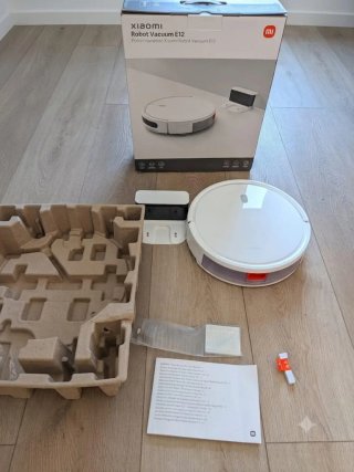Xiaomi Robot Vacuum E12 - Poco uso