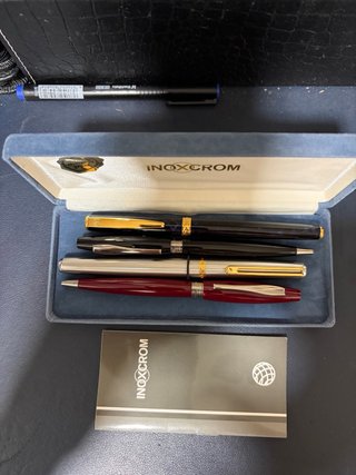 Lote 4, Pluma, Rollerball y 2 Bolígrafos Inoxcrom