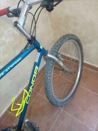 Bicicleta CONOR 21 velocidades