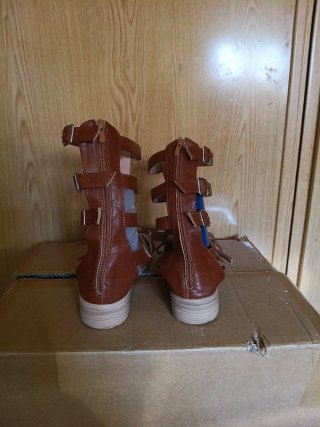 Sandalias romanas plataforma marrones