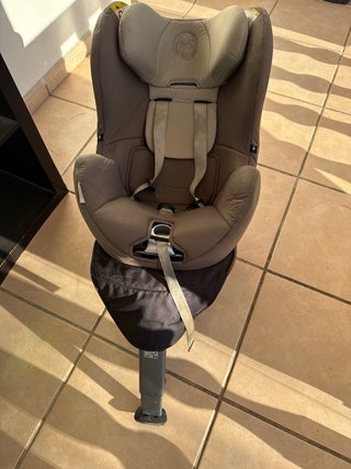 Silla de coche Cybex Sirona con adaptador