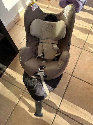 Silla de coche Cybex Sirona con adaptador