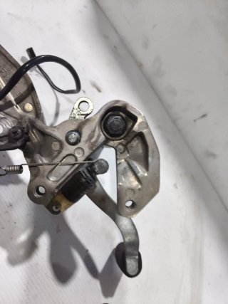 Estriberas Del. Yamaha Thundercat 600